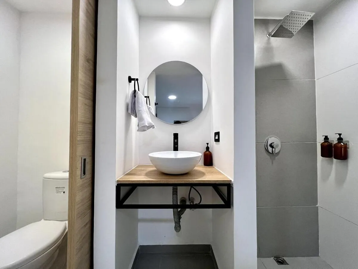 Nowa Fiji Apt - Jacuzzi & Outdoor Lounge In Provenza Medellín