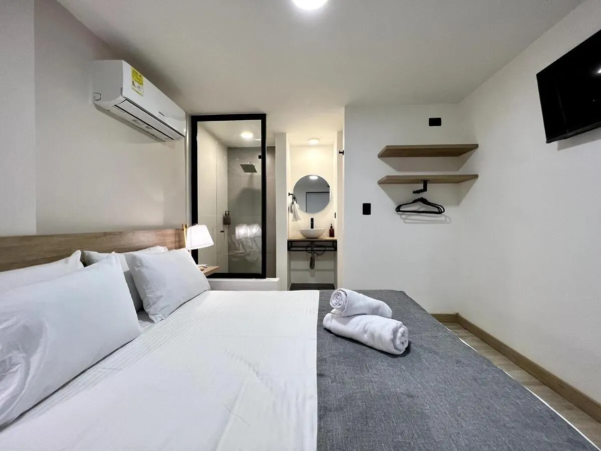 Nowa Fiji Apt - Jacuzzi & Outdoor Lounge In Provenza Medellín