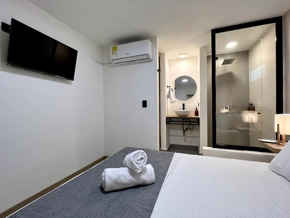 Nowa Fiji Apt - Jacuzzi & Outdoor Lounge In Provenza メデジン アパート